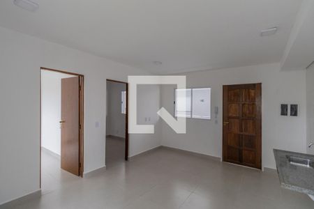 Sala e Cozinha Integrada de apartamento para alugar com 2 quartos, 40m² em Vila Taquari, São Paulo