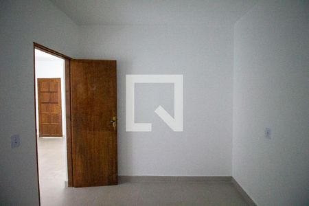 Quarto 1 de apartamento para alugar com 2 quartos, 40m² em Vila Taquari, São Paulo