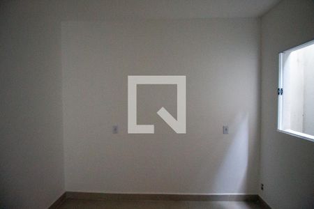 Quarto 1 de apartamento para alugar com 2 quartos, 40m² em Vila Taquari, São Paulo