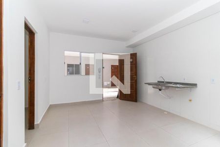 Sala/Cozinha de apartamento para alugar com 2 quartos, 40m² em Vila Taquari, São Paulo