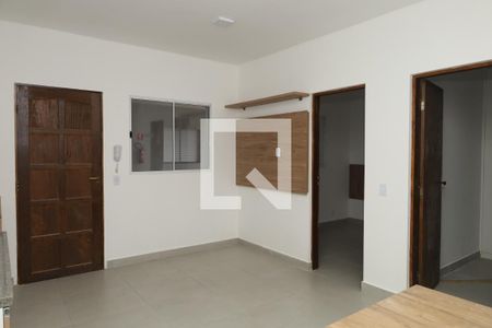 Sala/Cozinha de apartamento para alugar com 2 quartos, 40m² em Vila Taquari, São Paulo