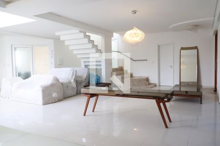 Sala de casa à venda com 4 quartos, 480m² em Rio Branco, São Leopoldo