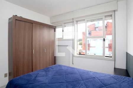 Quarto de apartamento à venda com 1 quarto, 46m² em Partenon, Porto Alegre