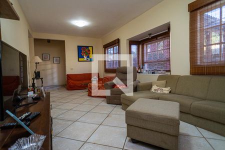 Sala de casa à venda com 4 quartos, 200m² em Itaipu, Niterói