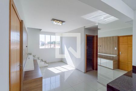 Sala de apartamento para alugar com 2 quartos, 90m² em Castelo, Belo Horizonte