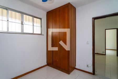 Quarto 1 de apartamento para alugar com 2 quartos, 69m² em Santa Rosa, Niterói