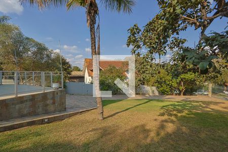 Jardim de casa de condomínio à venda com 4 quartos, 296m² em Vile de Montagne, Nova Lima