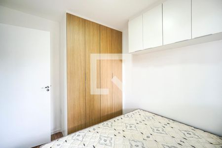 Quarto 01 de apartamento para alugar com 2 quartos, 28m² em Vila Esperança, São Paulo