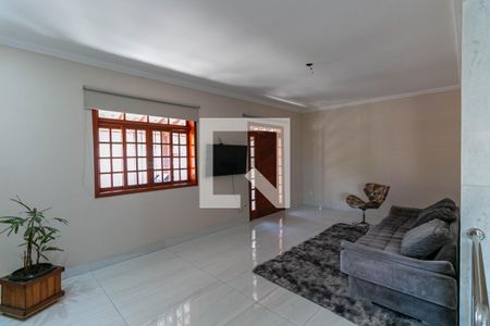 Sala de casa para alugar com 3 quartos, 459m² em Engenho Nogueira, Belo Horizonte