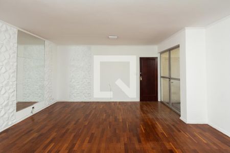 Sala de apartamento à venda com 3 quartos, 108m² em Moema, São Paulo