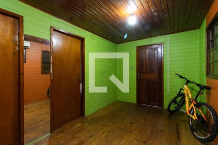 Sala de casa à venda com 2 quartos, 72m² em Passo das Pedras, Porto Alegre