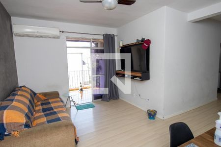 Sala de apartamento para alugar com 2 quartos, 68m² em Freguesia (jacarepaguá), Rio de Janeiro