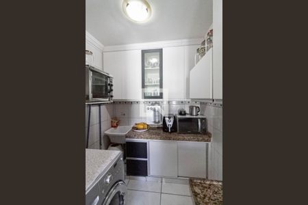 Casa à venda com 135m², 3 quartos e 2 vagas Casa à venda com 135m², 3 quartos e 2 vagasCozinha e Área de Serviço