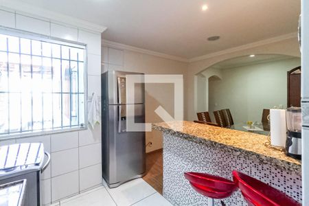 Casa à venda com 135m², 3 quartos e 2 vagas Casa à venda com 135m², 3 quartos e 2 vagasCozinha e Área de Serviço