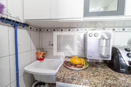 Casa à venda com 135m², 3 quartos e 2 vagas Casa à venda com 135m², 3 quartos e 2 vagasCozinha e Área de Serviço