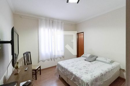 Casa à venda com 135m², 3 quartos e 2 vagas Casa à venda com 135m², 3 quartos e 2 vagasSuíte