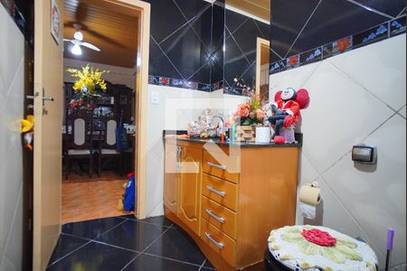 Banheiro Corredor de casa à venda com 2 quartos, 240m² em Sarandi, Porto Alegre