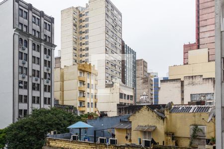 Vista Suíte de kitnet/studio para alugar com 1 quarto, 35m² em Centro Histórico, Porto Alegre