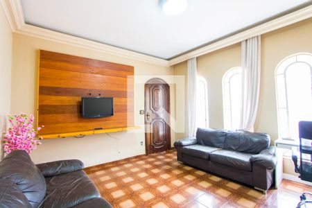 Sala de casa à venda com 3 quartos, 300m² em Vila Scarpelli, Santo André