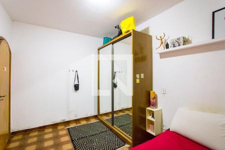 Quarto 2 de casa à venda com 3 quartos, 300m² em Vila Scarpelli, Santo André