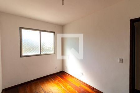 Quarto de apartamento à venda com 2 quartos, 60m² em Buritis, Belo Horizonte