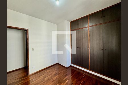 Quarto 3 de apartamento à venda com 3 quartos, 100m² em Santo Antônio, Belo Horizonte