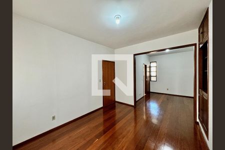 Sala de apartamento à venda com 3 quartos, 100m² em Santo Antônio, Belo Horizonte