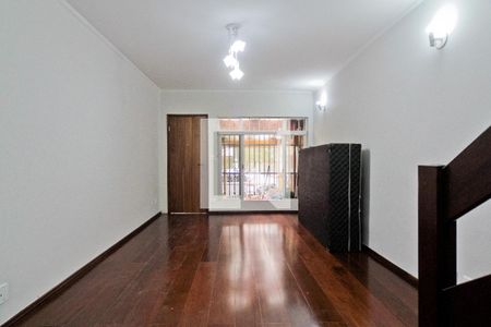 Sala de casa para alugar com 2 quartos, 114m² em Vila Albertina, São Paulo