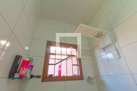 Casa à venda com 58m², 2 quartos e 1 vaga Casa à venda com 58m², 2 quartos e 1 vagaBanheiro