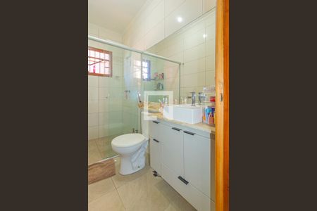 Casa à venda com 58m², 2 quartos e 1 vaga Casa à venda com 58m², 2 quartos e 1 vagaBanheiro