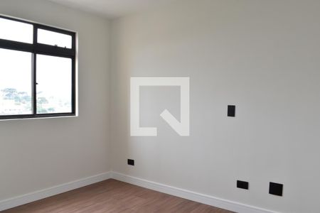 Quarto 1 de apartamento para alugar com 3 quartos, 54m² em Santa Cândida, Curitiba