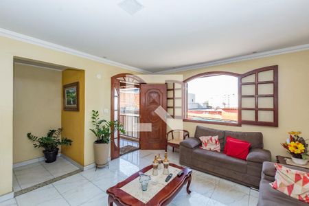 Sala de casa à venda com 3 quartos, 700m² em Califórnia, Belo Horizonte