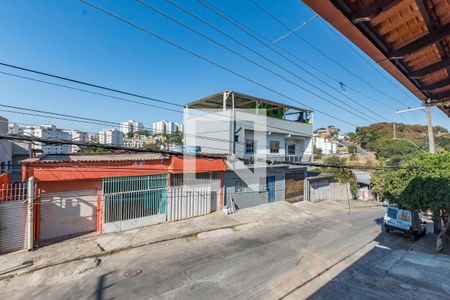 Varanda da Sala de casa à venda com 3 quartos, 700m² em Califórnia, Belo Horizonte