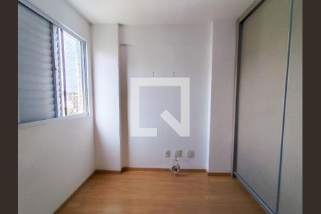 Quarto 1 de apartamento para alugar com 2 quartos, 60m² em Buritis, Belo Horizonte