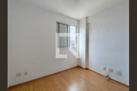 Quarto 1 de apartamento para alugar com 2 quartos, 60m² em Buritis, Belo Horizonte