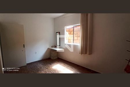 Quarto de casa à venda com 4 quartos, 160m² em Tropical, Contagem