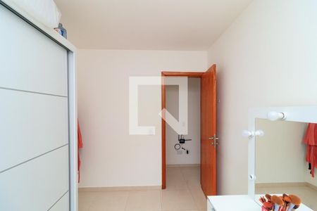 Quarto de apartamento para alugar com 2 quartos, 48m² em Vila Irmãos Arnoni, São Paulo