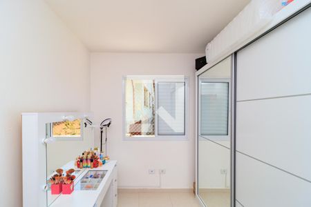 Quarto de apartamento para alugar com 2 quartos, 48m² em Vila Irmãos Arnoni, São Paulo