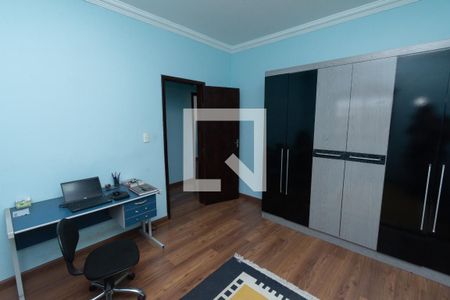 Quarto 1 de casa para alugar com 3 quartos, 302m² em Cinco, Contagem