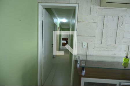 Corredor de apartamento para alugar com 4 quartos, 76m² em Setor Bueno, Goiânia