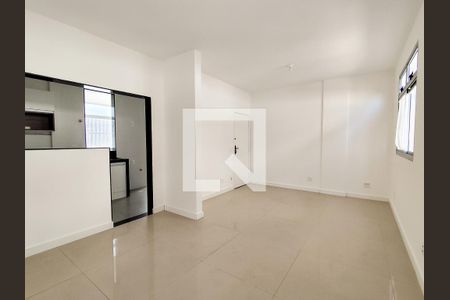 Sala de apartamento para alugar com 3 quartos, 90m² em Cidade Nova, Belo Horizonte