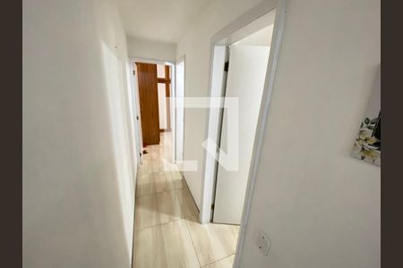 Corredor de apartamento para alugar com 2 quartos, 75m² em Engenho Novo, Rio de Janeiro