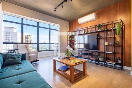 Sala de apartamento à venda com 2 quartos, 140m² em Vila Madalena, São Paulo