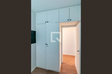 Quarto 1 de apartamento para alugar com 3 quartos, 98m² em Carlos Prates, Belo Horizonte