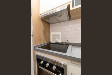 Detalhe da cozinha de kitnet/studio para alugar com 1 quarto, 17m² em Novo Mundo, Curitiba