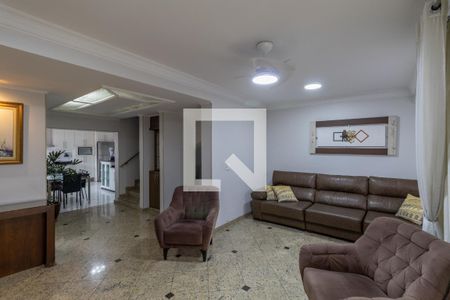 Sala de casa à venda com 3 quartos, 216m² em Vila Granada, São Paulo