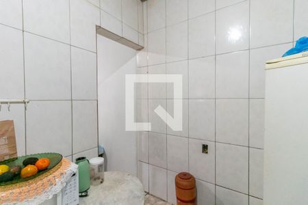 Cozinha de kitnet/studio para alugar com 1 quarto, 40m² em Sagrada Família, Belo Horizonte