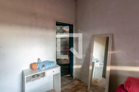 Quarto  de kitnet/studio para alugar com 1 quarto, 40m² em Sagrada Família, Belo Horizonte