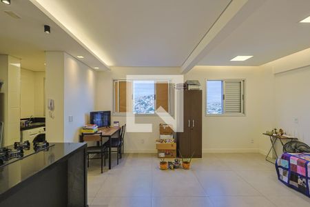 Sala de apartamento à venda com 1 quarto, 51m² em São Geraldo, Belo Horizonte