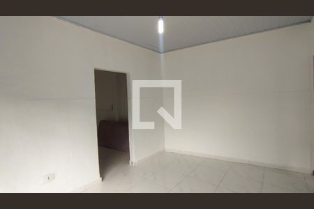 Sala/Quarto 1 de casa para alugar com 2 quartos, 50m² em São José, São Caetano do Sul